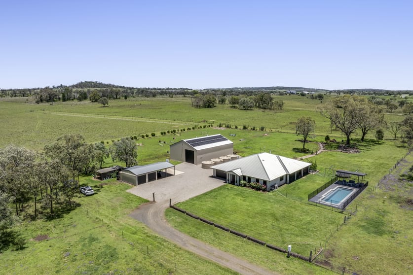 Click to view all images 144 Whittaker Road Southbrook QLD 4363 - Image 1