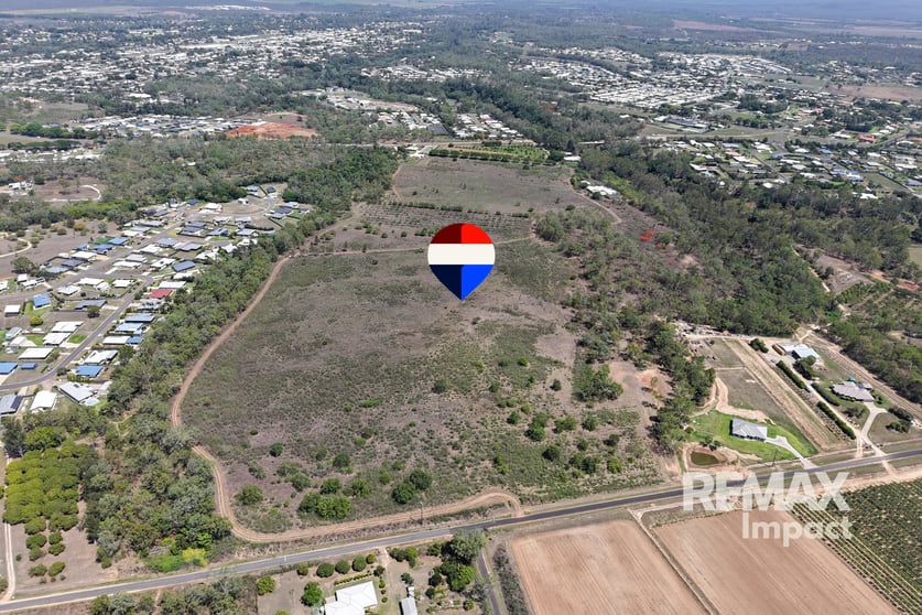Click to view all images 211 Kenneally Road Mareeba QLD 4880 - Image 2