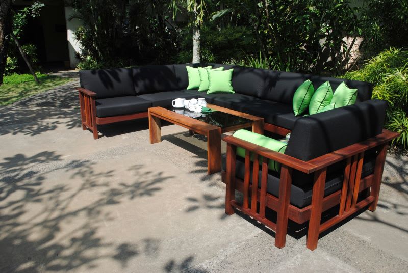 Click to view all images Retailer business for sale in Townsville City - Image 3