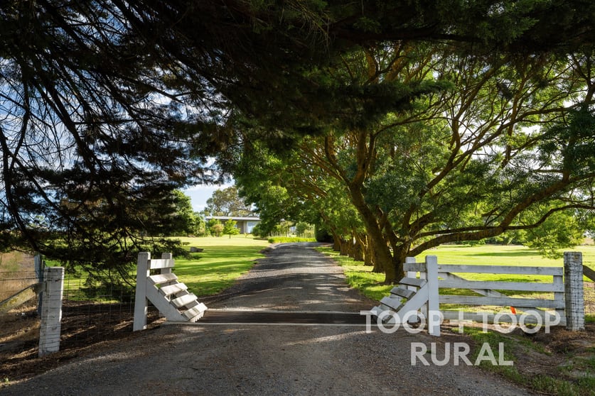 Click to view all images 70 Scottsburn Road Woodside SA 5244 - Image 1