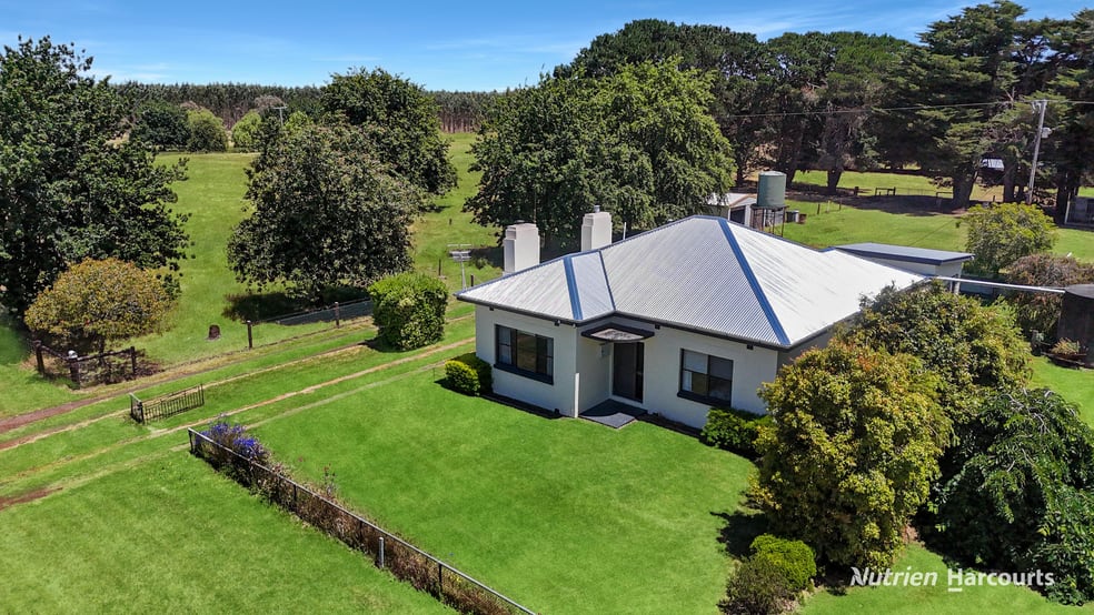 Click to view all images 674 Glenelg Highway Casterton VIC 3311 - Image 1