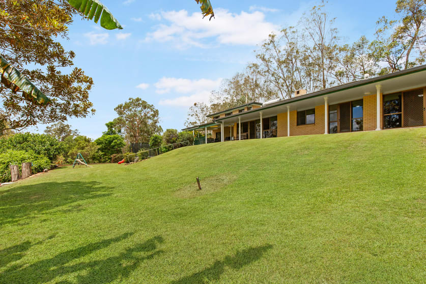 4 Percival Road Chatsworth QLD 4570 - Image 3