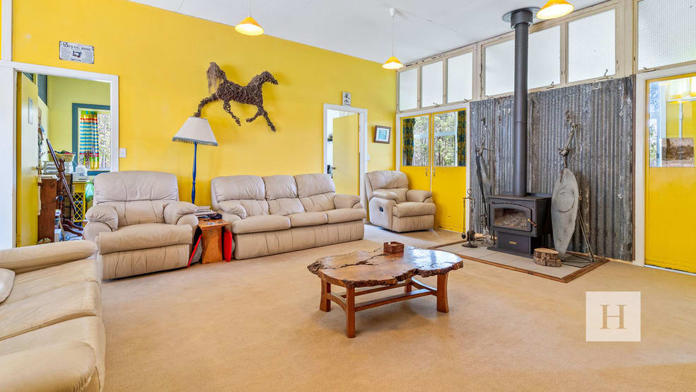 Click to view all images 309 Woodlands Road Nabiac NSW 2312 - Image 3