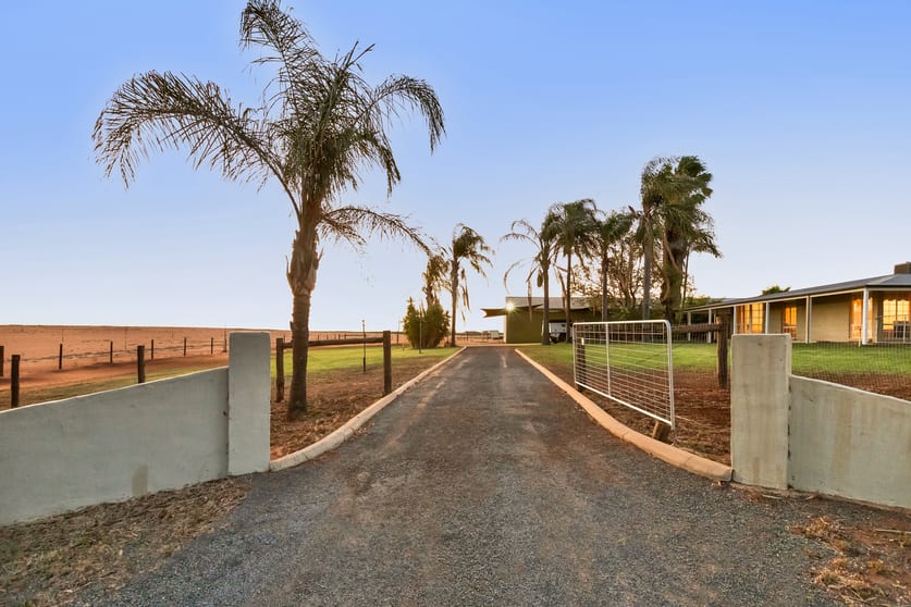 Click to view all images 62 Sculthorpe Road Nangiloc VIC 3494 - Image 3