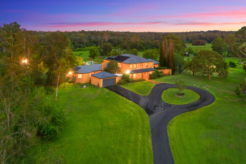 Click to view all images 144 Threlkeld Drive Cattai NSW 2756 - Image 2