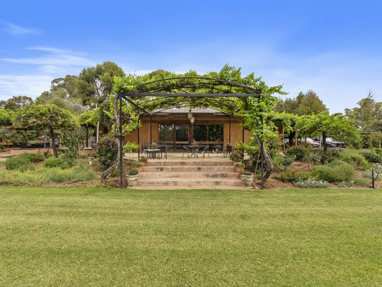 Click to view all images 781 Healy Road Cobram East VIC 3644 - Image 3