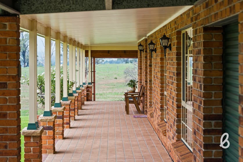 Click to view all images 56 Armour Road Singleton NSW 2330 - Image 2