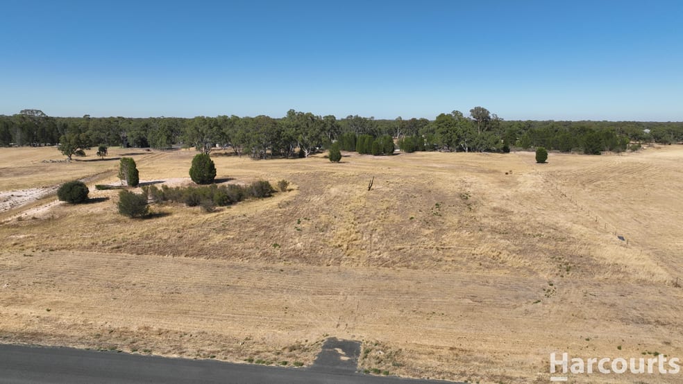 Click to view all images 107 Bushby Road Haven VIC 3401 - Image 1