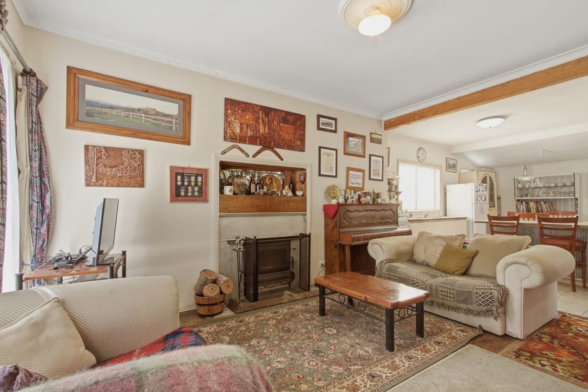Click to view all images 16 Centella Lane Longford VIC 3851 - Image 3