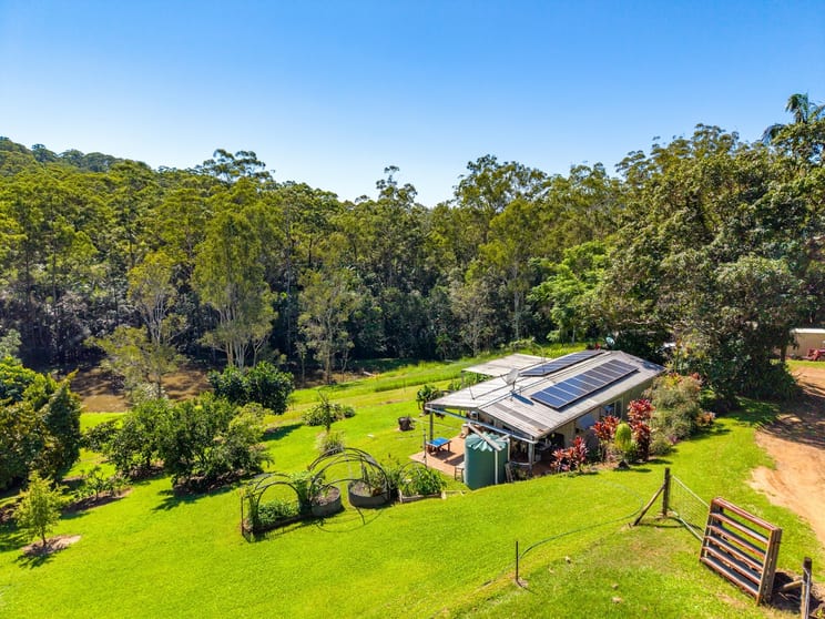 Click to view all images 43 Houghtons Road Landers Shoot QLD 4555 - Image 3