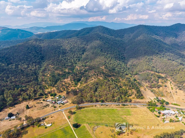 Click to view all images 5413 Great Alpine Road Ovens VIC 3738 - Image 3