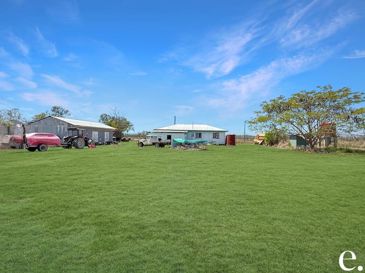 Click to view all images 42 Seward Road Dimbulah QLD 4872 - Image 3