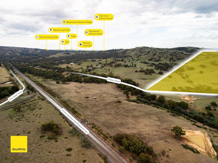 Click to view all images 225 Osheas Road Kilmore East VIC 3764 - Image 2
