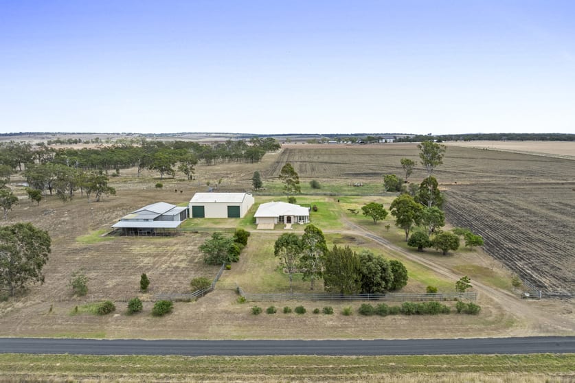 24 Naumann Road Back Plains QLD 4361 - Image 1