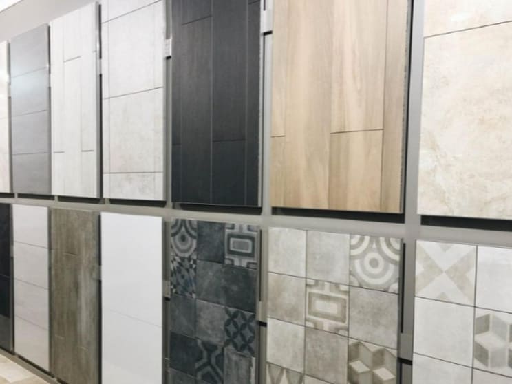 Click to view all images Retailer business for sale in Kingswood - Image 2