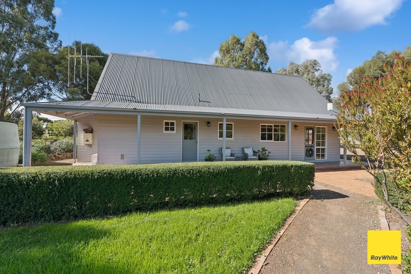 73 Axedale-goornong Road Axedale VIC 3551 - Image 2