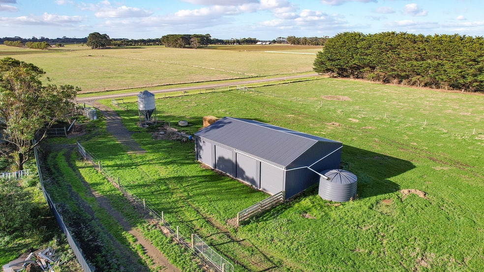 59 Gapes Road Winslow VIC 3281 - Image 2