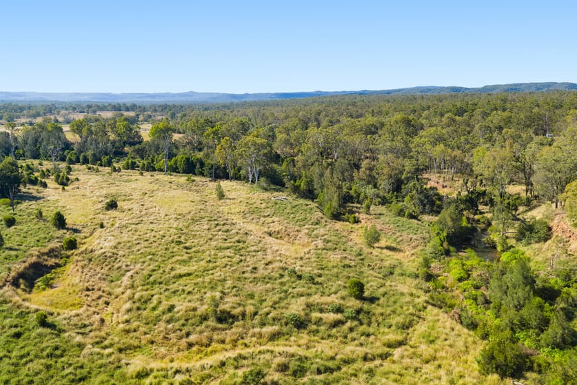 Click to view all images 86 Rossiters Road Lockyer QLD 4344 - Image 2