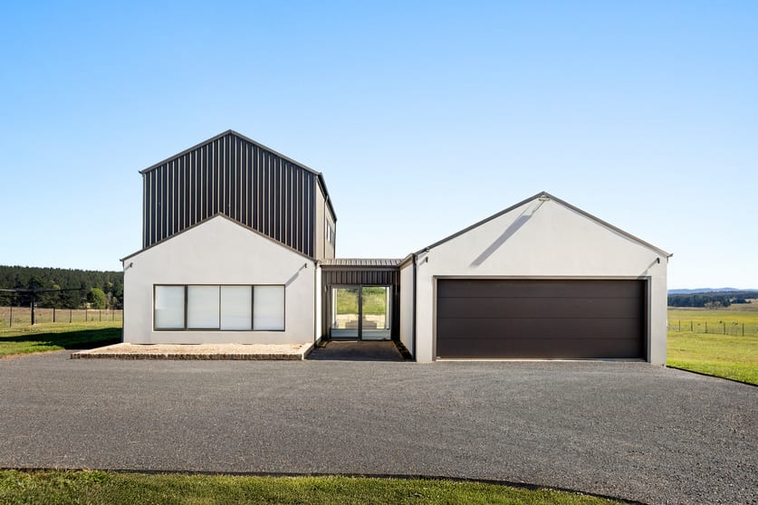 Click to view all images 749 Glenoval Road, Lake Bathurst NSW 2580 - Image 1