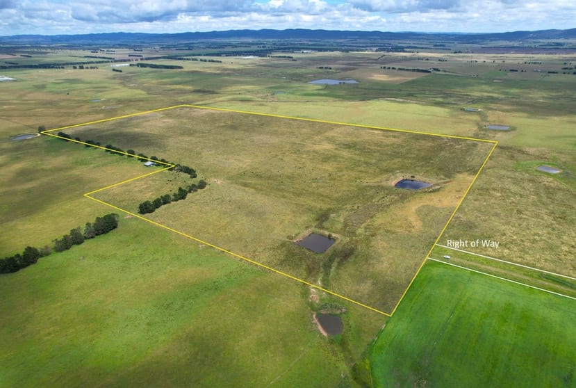 Click to view all images 540 Painters Lane Goulburn NSW 2580 - Image 2
