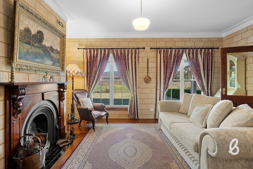 Click to view all images 1293 Glendonbrook Road Glendon Brook NSW 2330 - Image 3