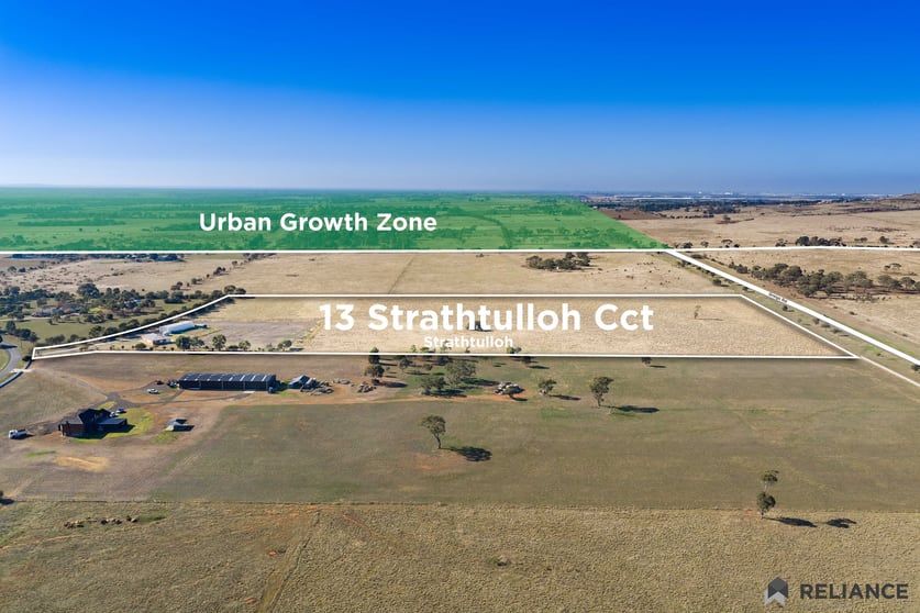 13 Strathtulloh Circuit Strathtulloh VIC 3338 - Image 3