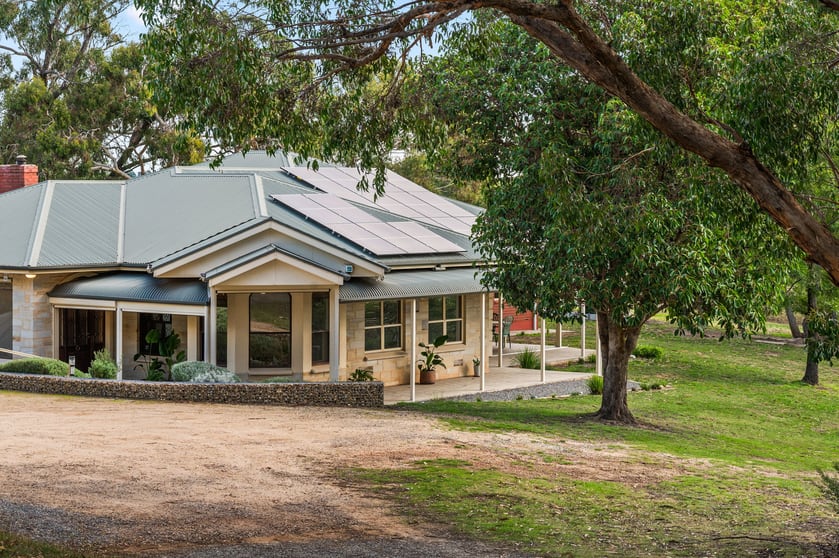Click to view all images 2 Tilmouth Road Paracombe SA 5132 - Image 3