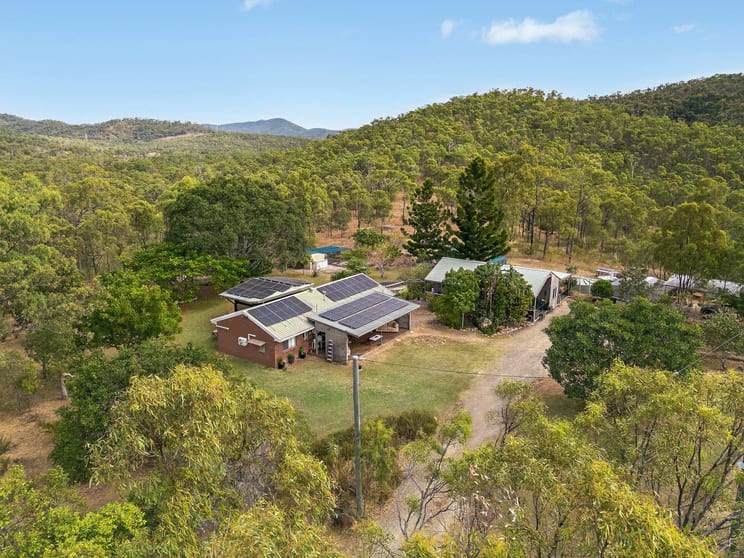 55515 Bruce Highway Raglan QLD 4697 - Image 1