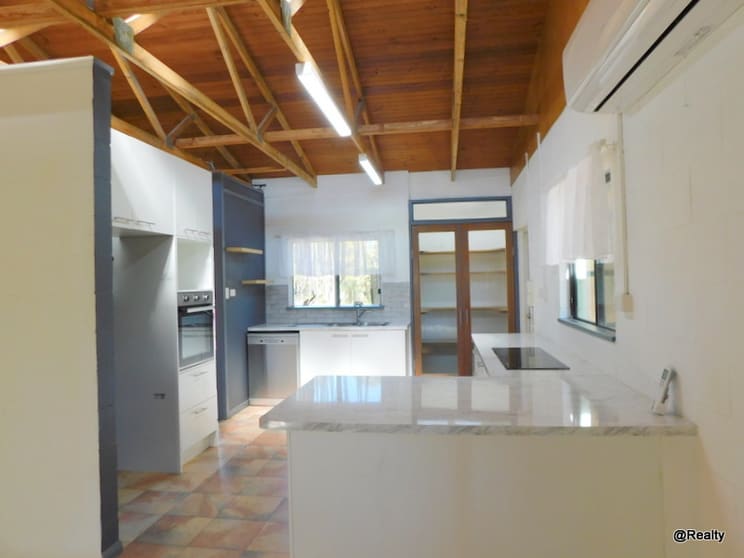 Click to view all images 148 Allen Road Nanango QLD 4615 - Image 2