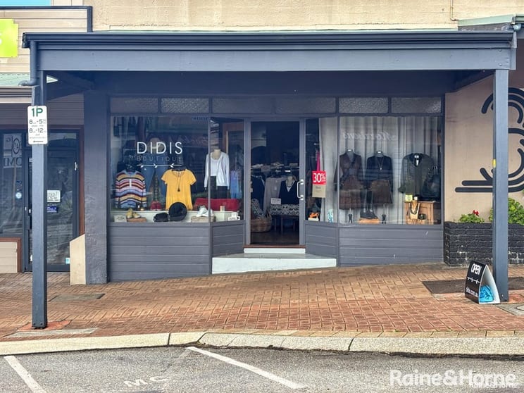 Click to view all images Clothing & Accessories business for sale in Denmark - Image 1