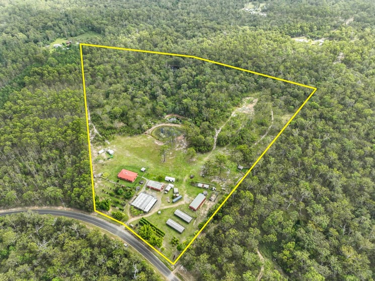 Click to view all images 317 Talegalla Drive Talegalla Weir QLD 4650 - Image 1