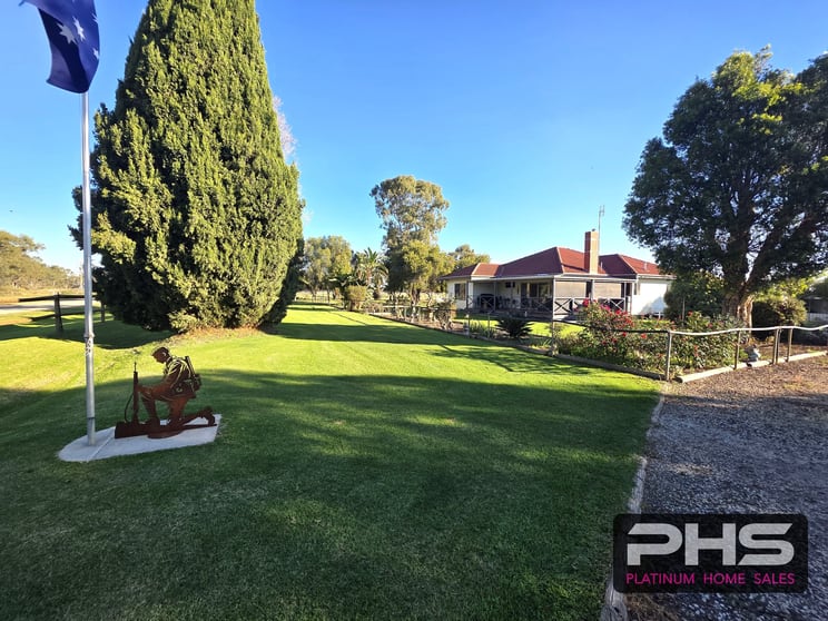 Click to view all images 249 Flood Lane Reedy Lake VIC 3579 - Image 1