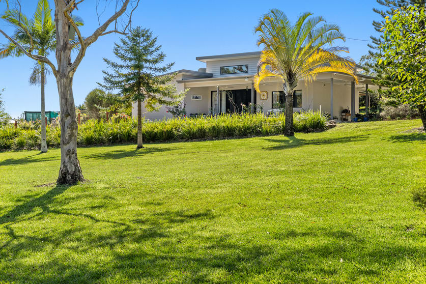 8 Dandaloo Lane Cootharaba QLD 4565 - Image 1