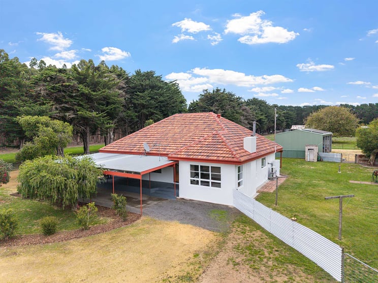 Click to view all images 1751 Condah-Coleraine Road Grassdale VIC 3302 - Image 3