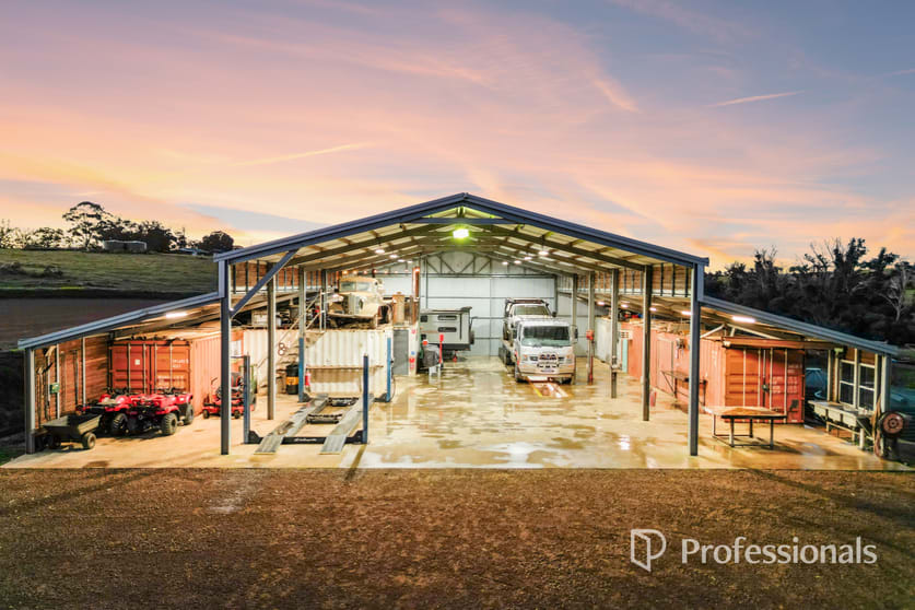 Click to view all images 6487 Donnybrook-Boyup Brook Road Boyup Brook WA 6244 - Image 2