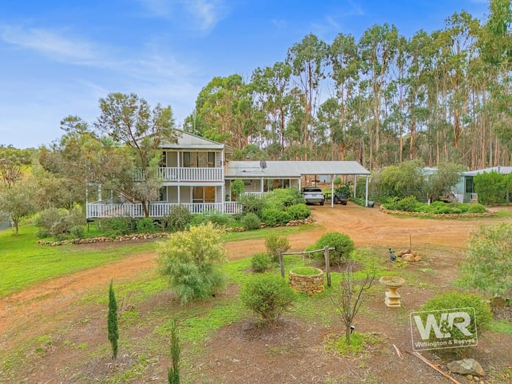 Click to view all images 73 Monash Road Kendenup WA 6323 - Image 2