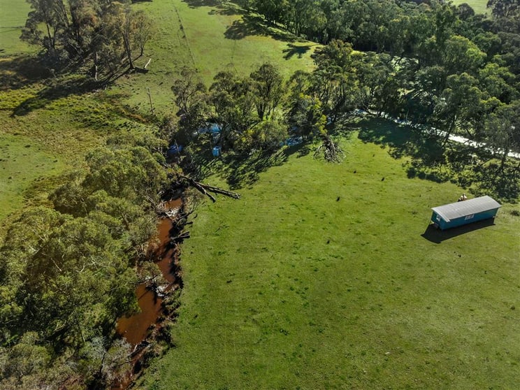Click to view all images 164 Keenans Road Batlow NSW 2730 - Image 3