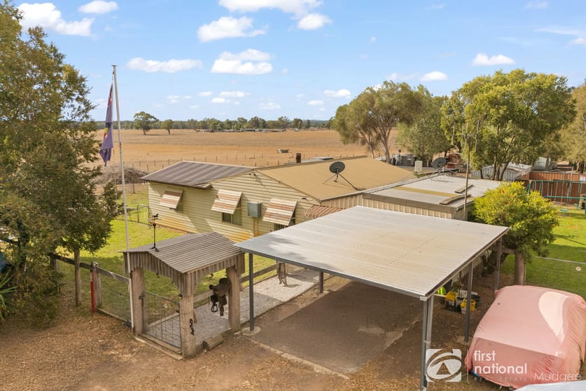 Click to view all images 231 Cope Road Gulgong NSW 2852 - Image 2