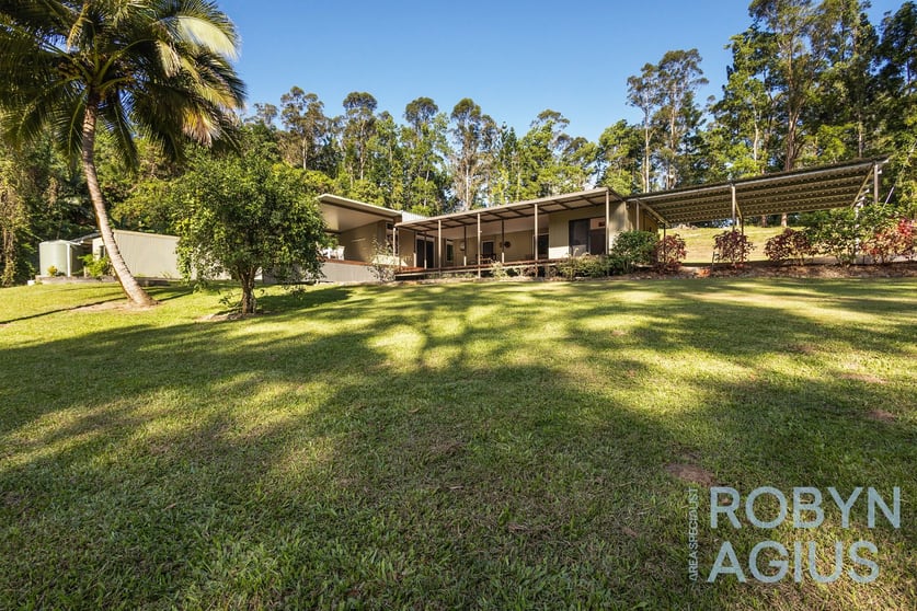 Click to view all images 566 Gorge Road Finch Hatton QLD 4756 - Image 1
