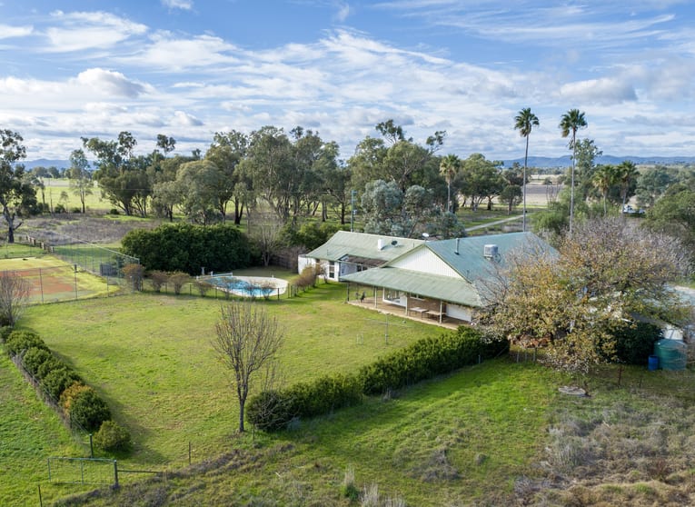 14089 New England Highway Timbumburi NSW 2340 - Image 1