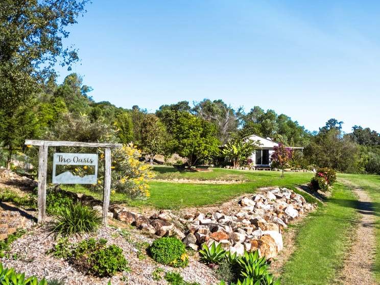 Click to view all images 104 Lutter Road Charlwood QLD 4309 - Image 2