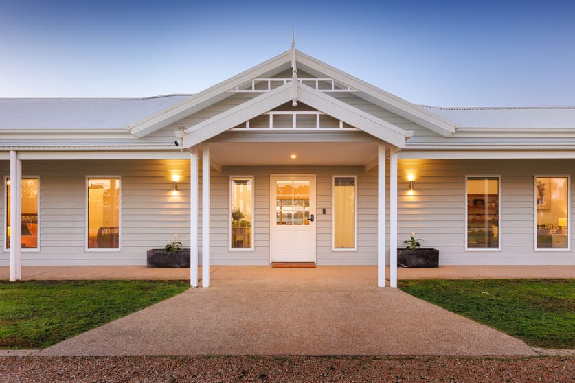 Click to view all images 56 Delloro Road Wangaratta South VIC 3678 - Image 2