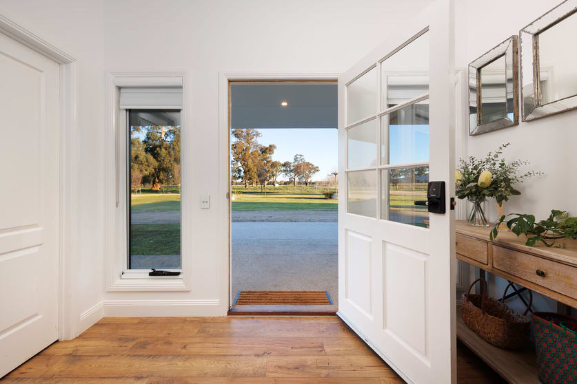 Click to view all images 56 Delloro Road Wangaratta South VIC 3678 - Image 3