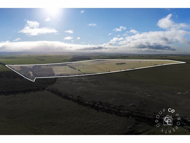 Click to view all images Lot 215 Schmaals Road Angas Valley SA 5238 - Image 2