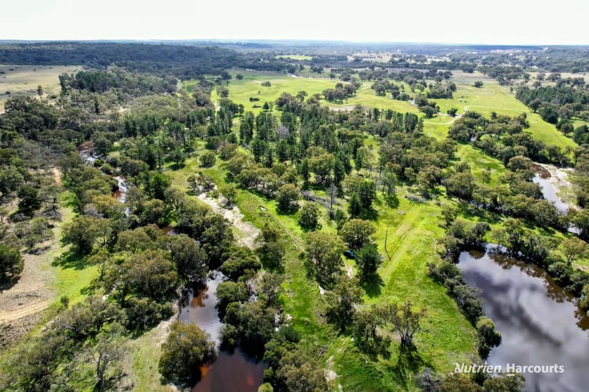 Click to view all images Lot 199 Flourmill Cove (Nabaroo Rd) Cowalla WA 6503 - Image 1