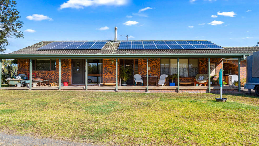 Click to view all images 1257 Comboyne Road Killabakh NSW 2429 - Image 2