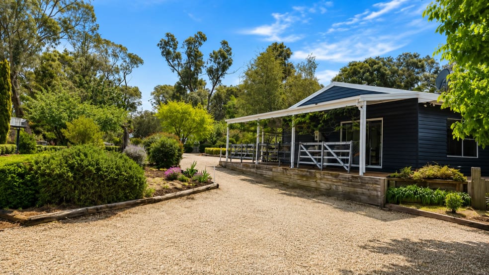 31 Woodcote lane Munro VIC 3862 - Image 2