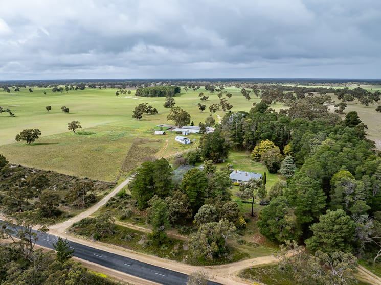 Click to view all images 3373 Naracoorte Road Western Flat SA 5268 - Image 2