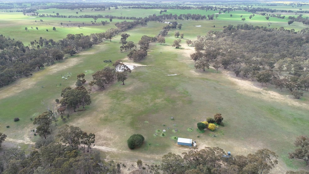 Click to view all images 84 Whyte Road Emu VIC 3475 - Image 2