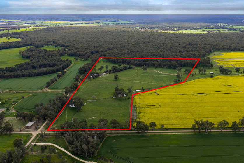 Click to view all images 25 McNamara Road Toolamba VIC 3614 - Image 3
